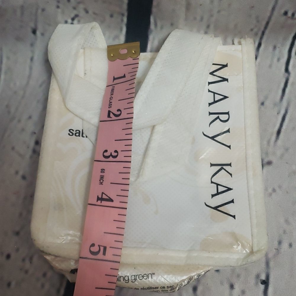 Mary Kay Small Bag - Picture 4 of 4